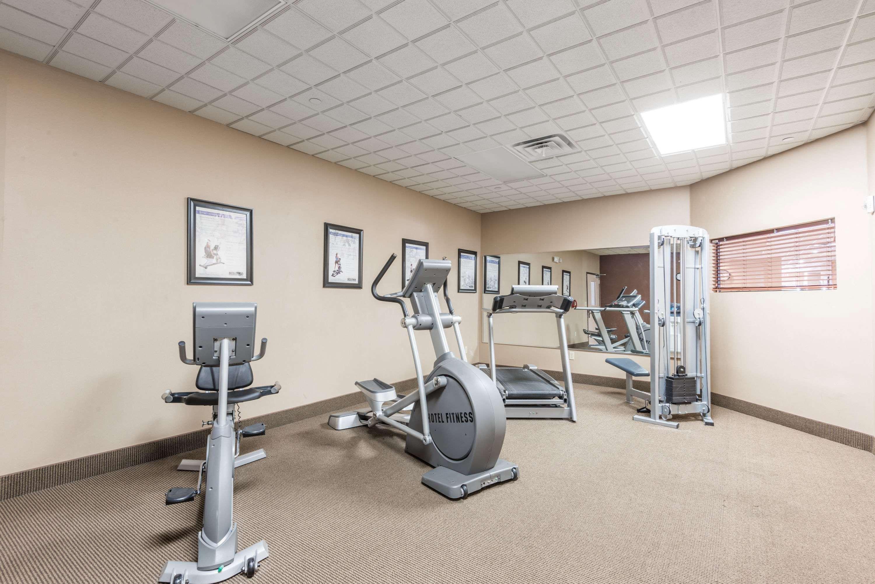 Wingate By Wyndham Hotel 3*