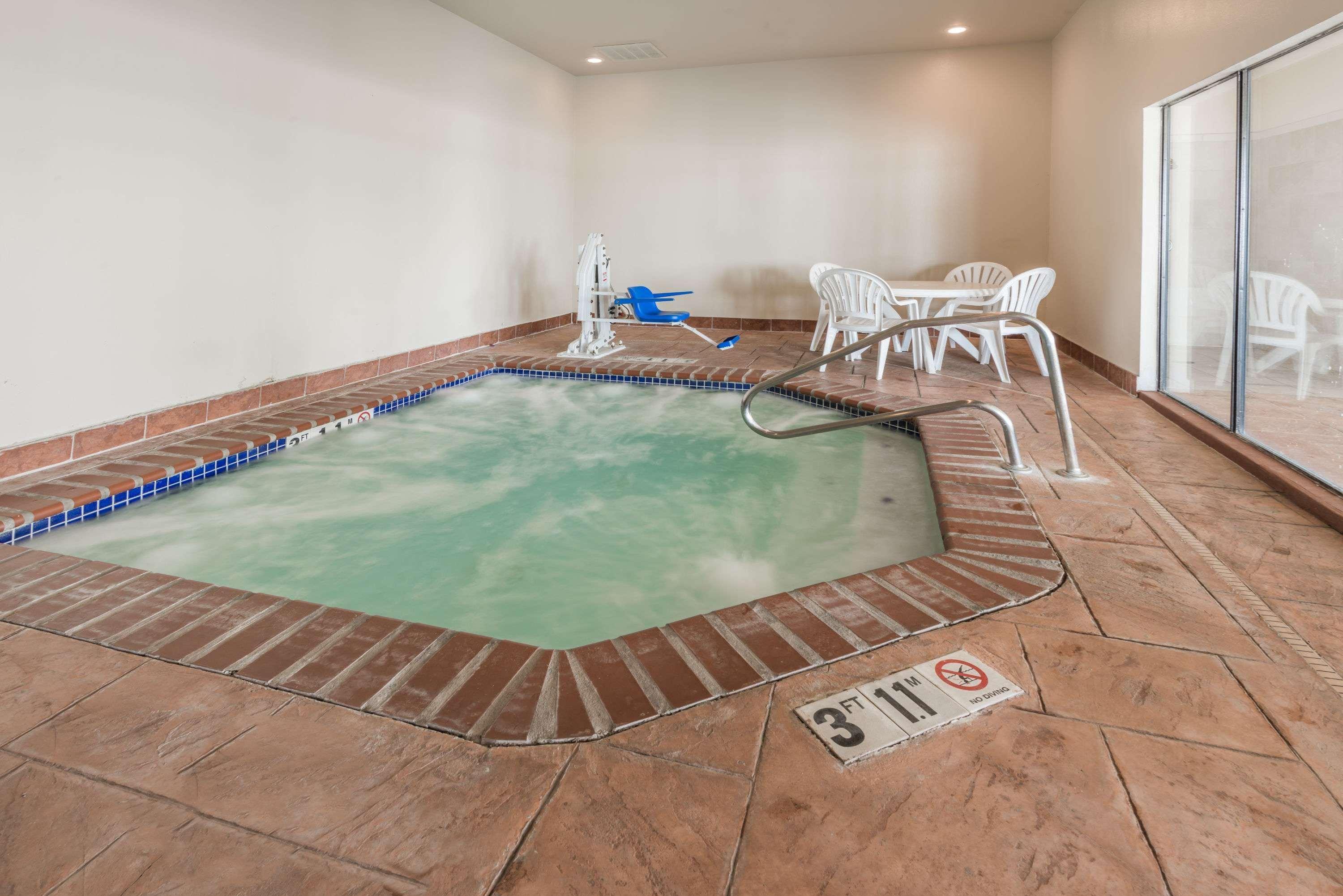 Hotel Wingate By Wyndham 3*